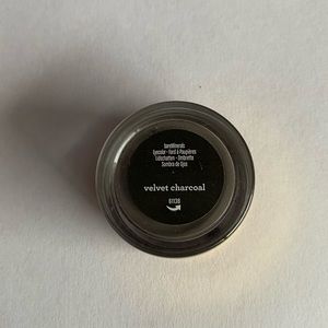 Bare Minerals Mini Eyeshadow - Velvet Charcoal